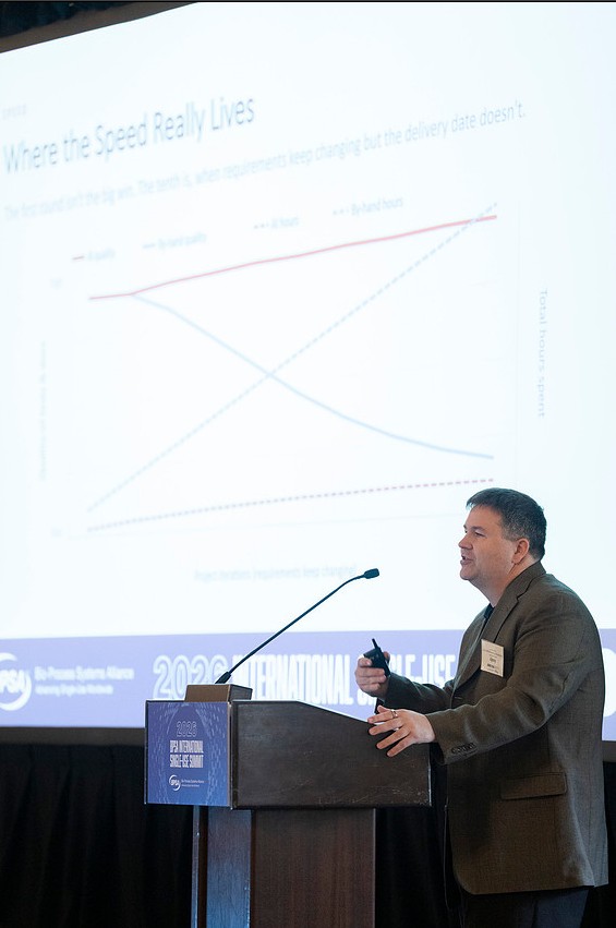 Andy Robinson presenting the speed slide at BPSA.